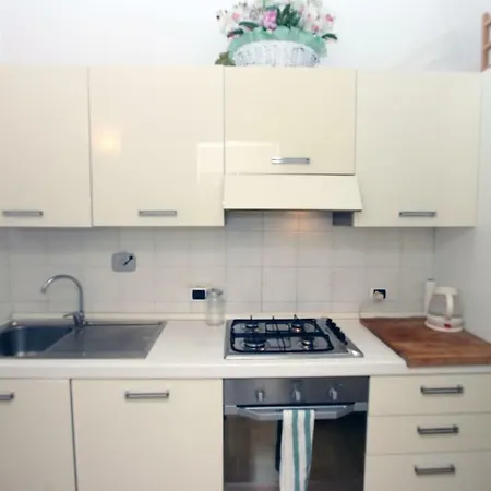 Taranto Flat